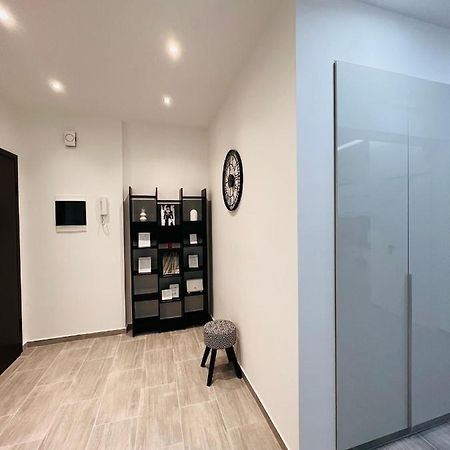 Beautiful Designer Apartment New Near Akropolis Athens Exterior photo